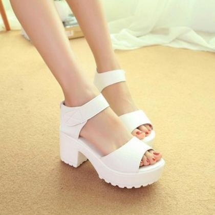 Sandals Women Casual Platform High Heels..