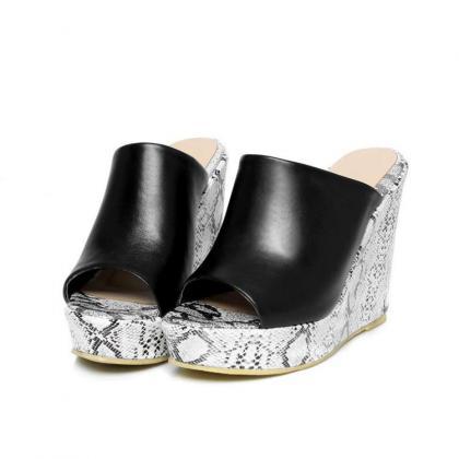 Wedge Heel Slip-on Sandals Featuring Faux Reptile..