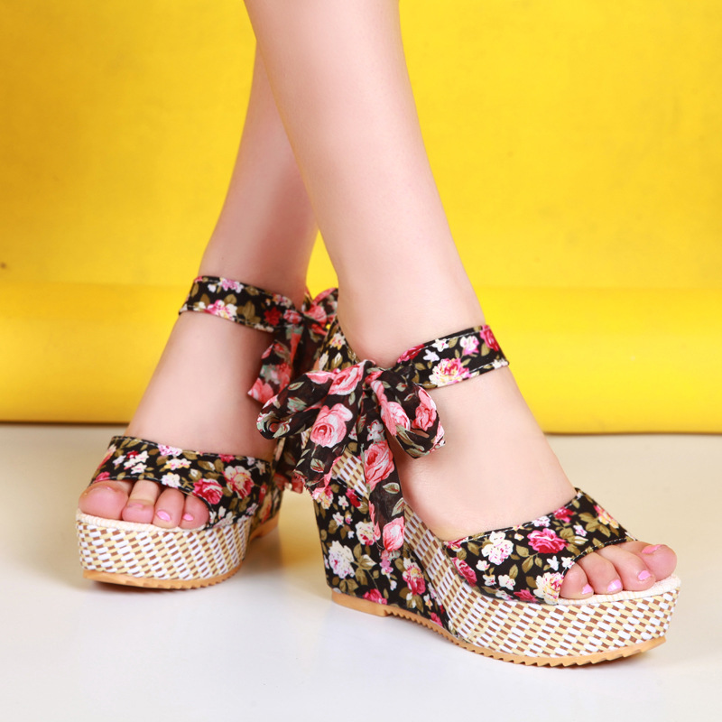 Self-tie Floral Printed Wedge Heels