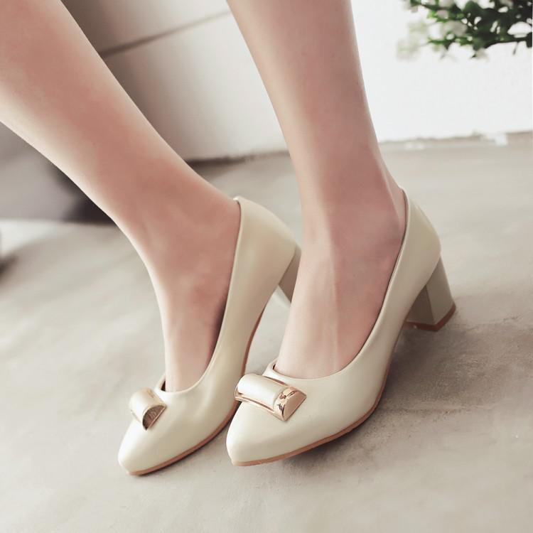 Pumps Women Fashion Sweet Metal Decoration Solid Pointed Toe Thick Heel