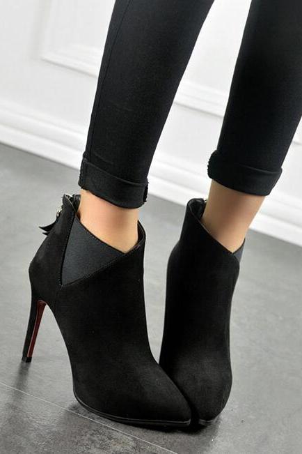 High Heel Pointed Toe Suede Ankle Boot With Zipper Closure